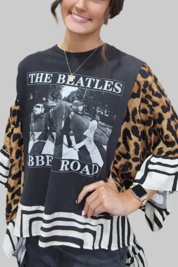 The Beatles Abbey Road Printed Bat Sleeve T-shirt (with Pockets)
