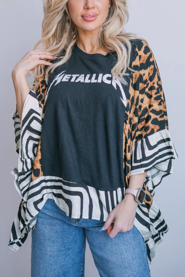 Metallica Print Bat Sleeve T-shirt (Patch)